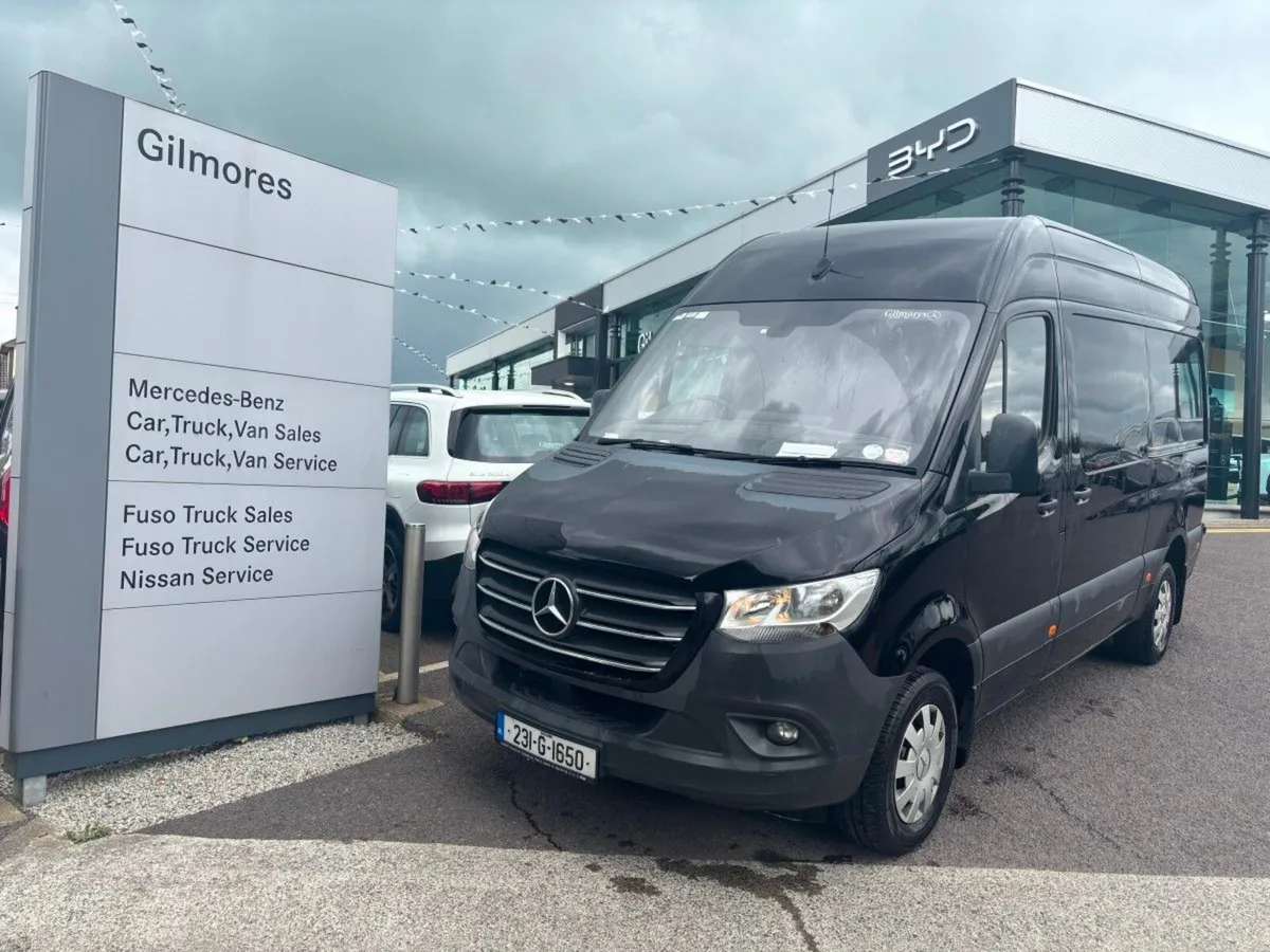 Mercedes-Benz Sprinter 317 - Image 1