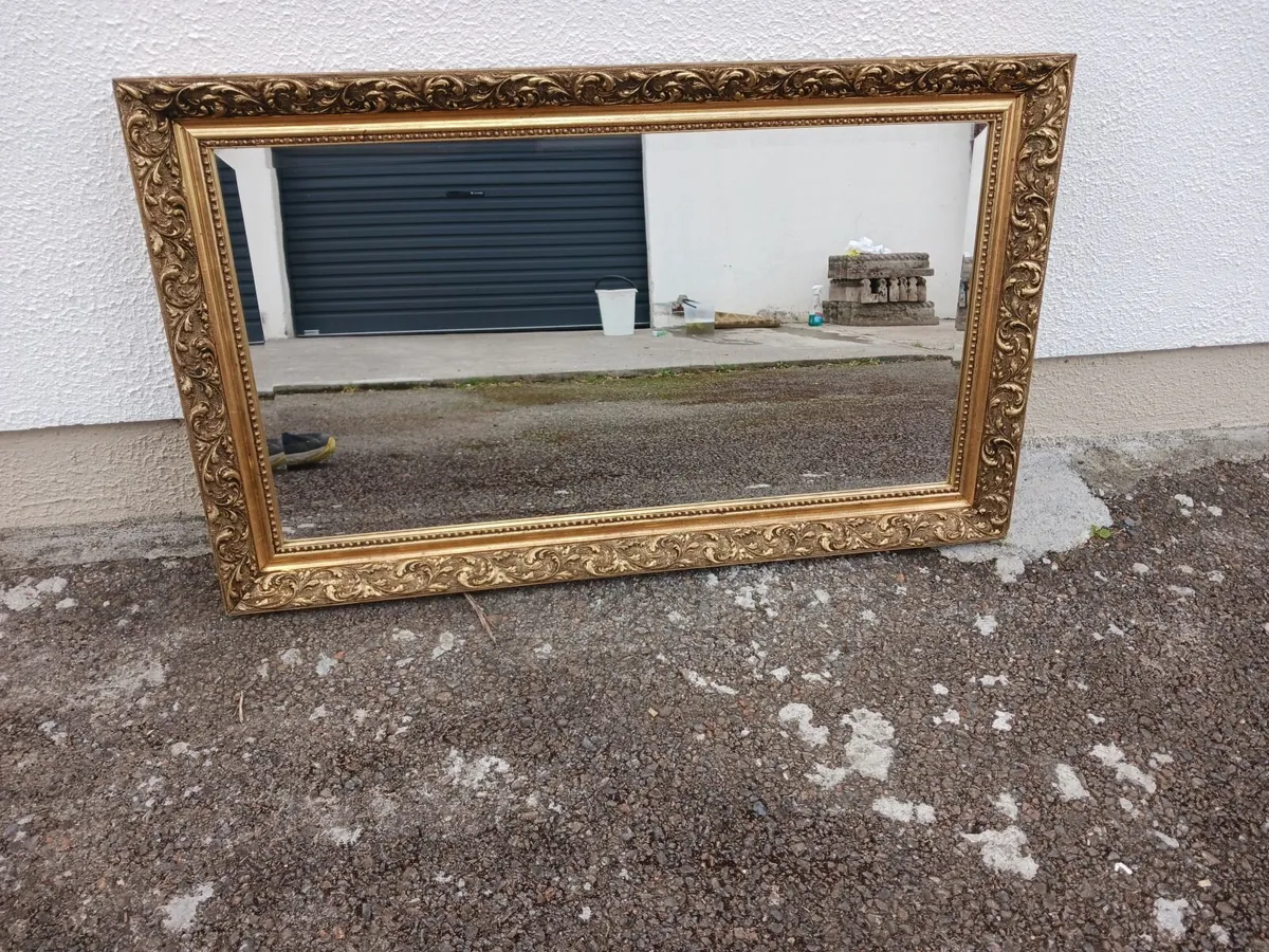 Gold effect mirror