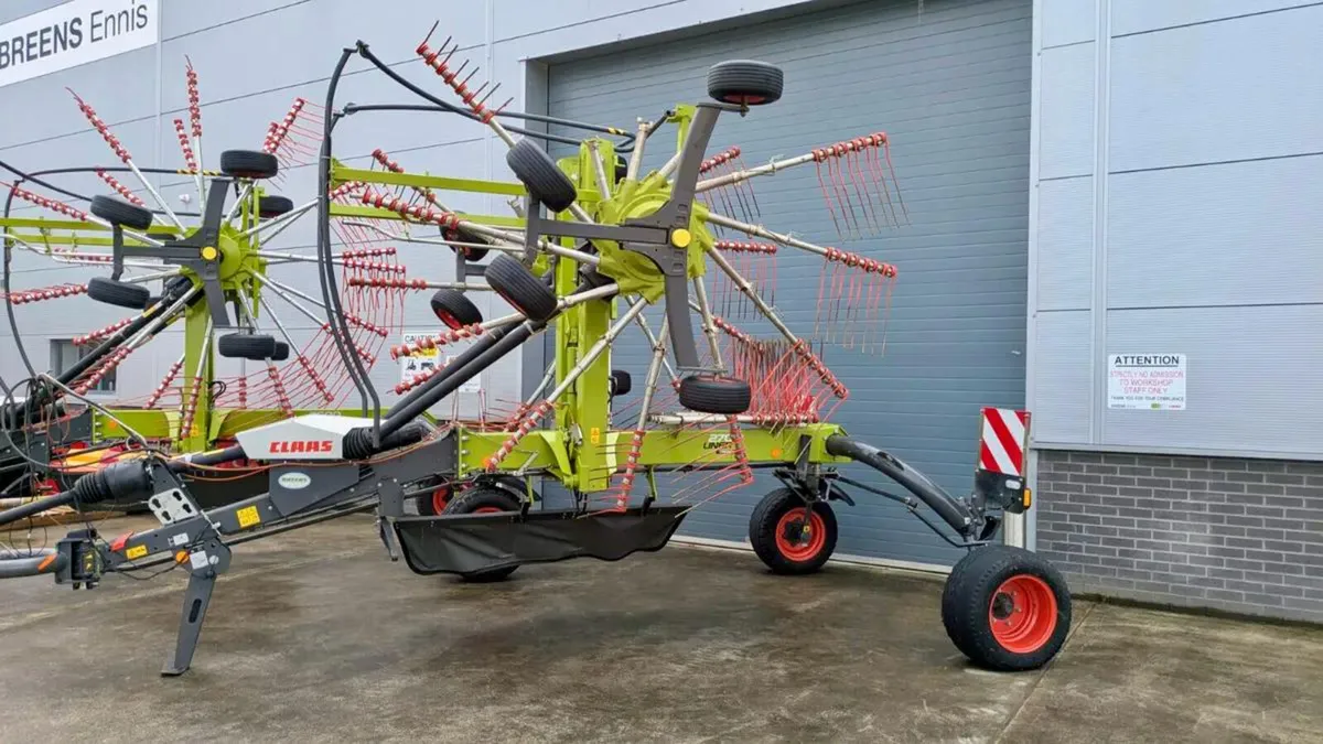 2023 CLAAS 2700 - Image 2