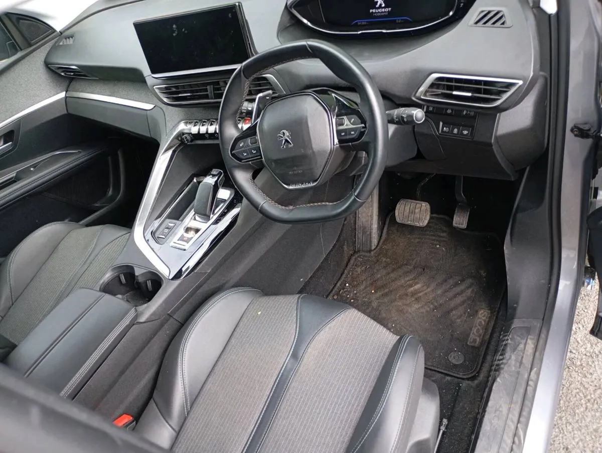 2022 Peugeot 3008 auto hybrid plug-in - Image 4