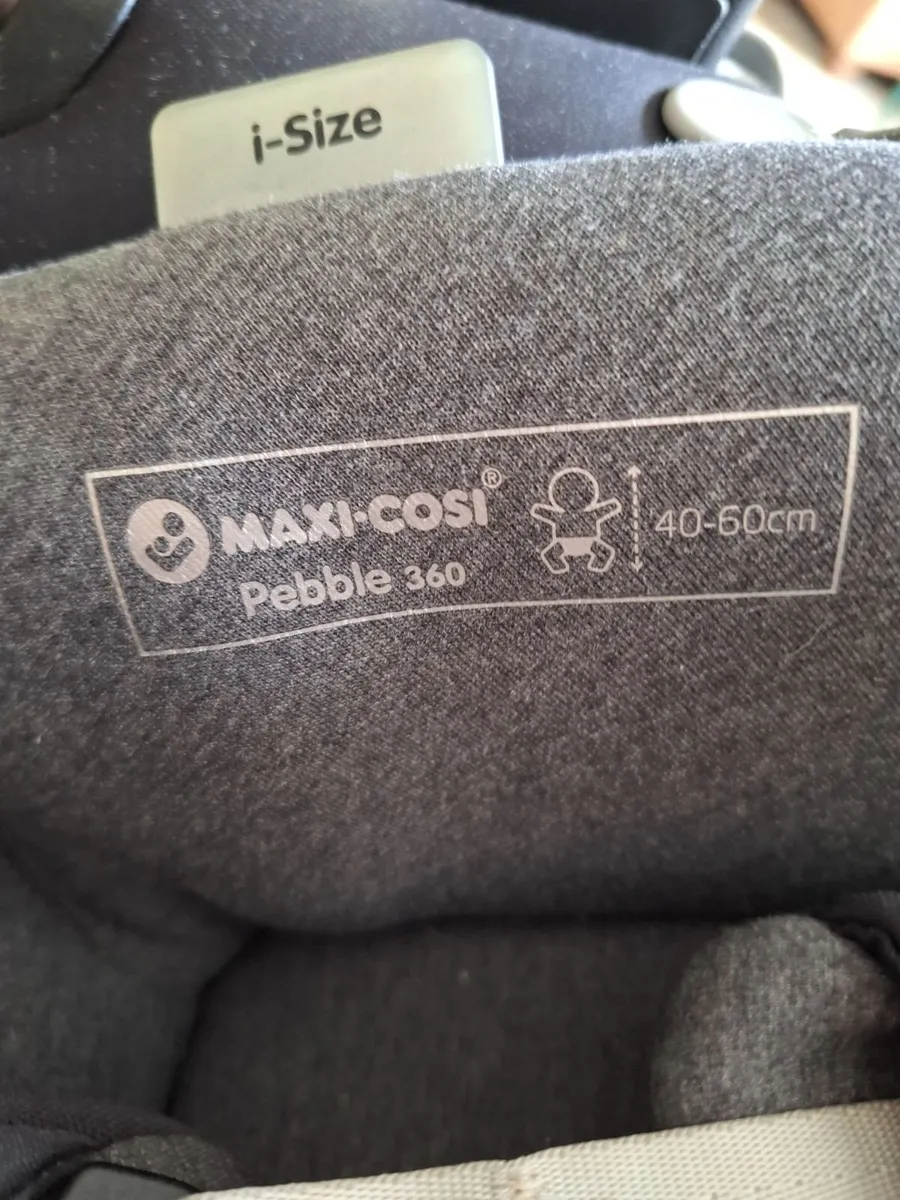 Maxi Cosi Pebble 360 Isofix Car Seat - Image 4