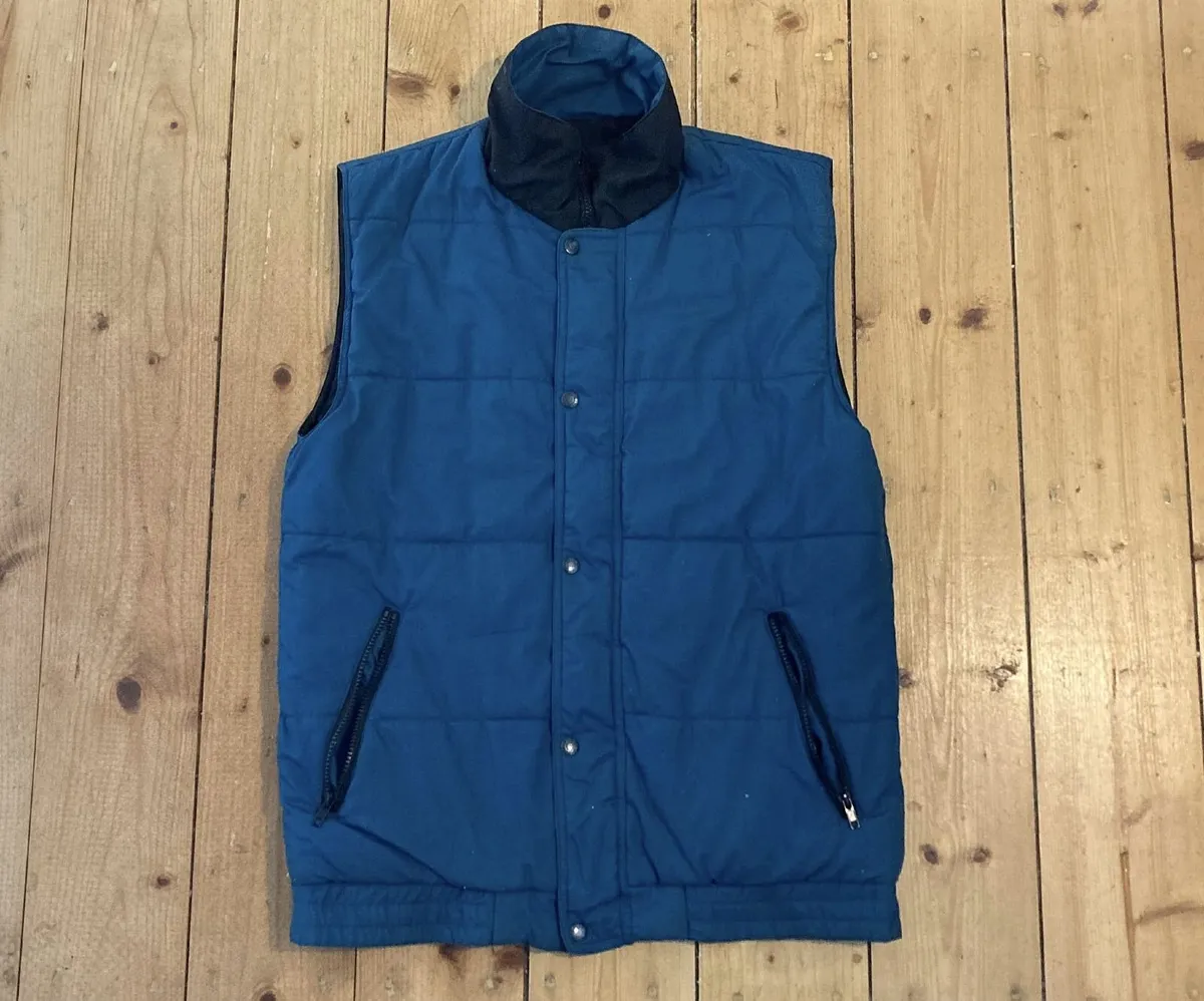 Men’s Lightweight Reversible Padded Gilet - Image 1