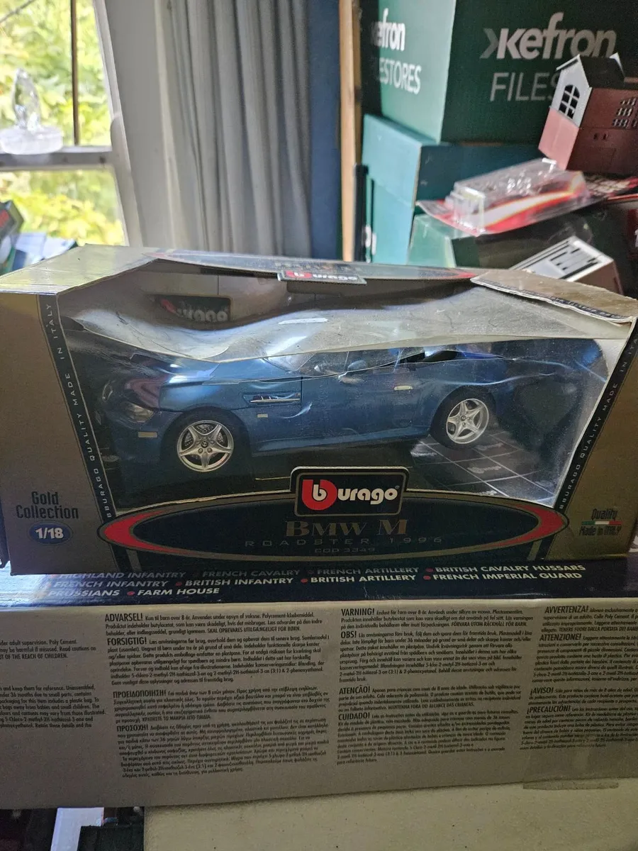 Corgi Burago BMW M Roadster 1.18 - Image 1