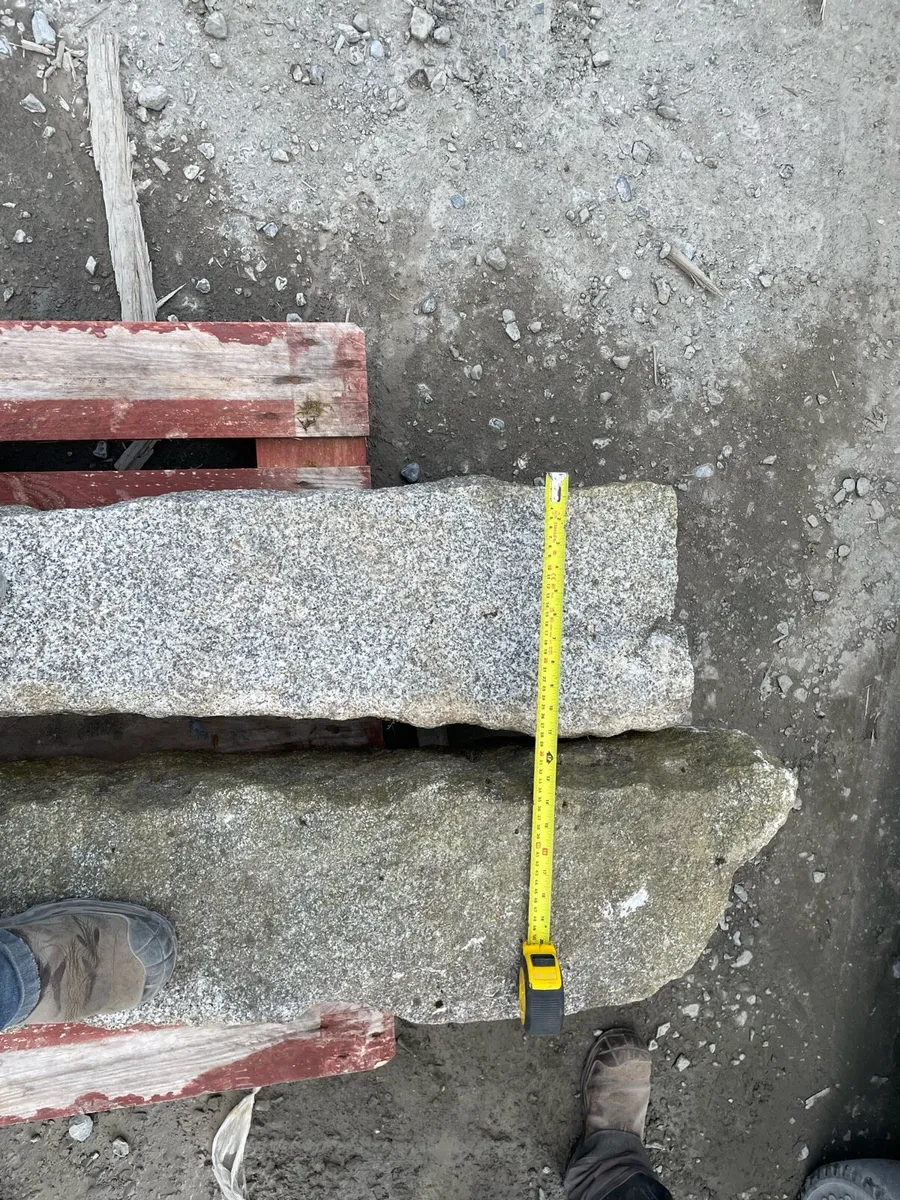 Granite posts - Image 2