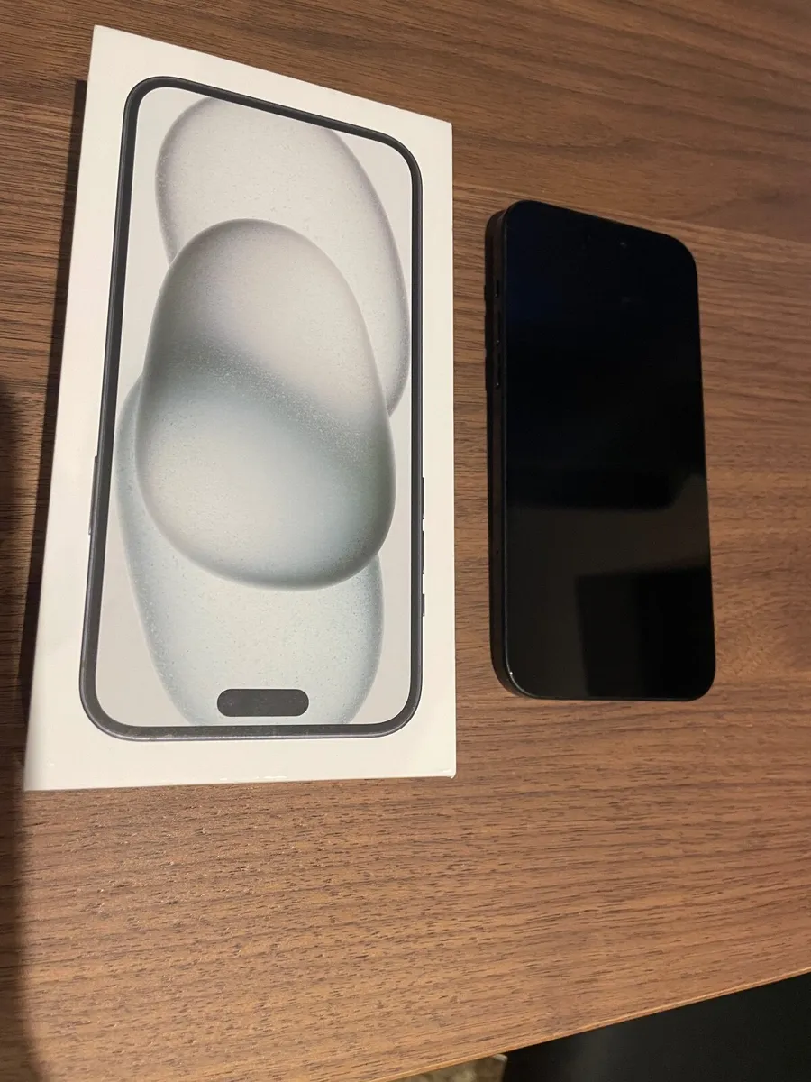 iPhone 15 Plus - Image 1
