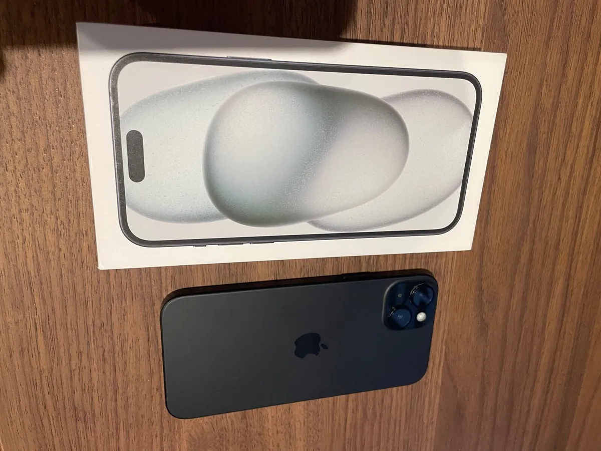 iPhone 15 Plus - Image 2