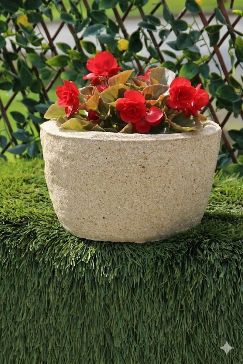 Reconstituted Sandstone Flower pots - Image 1