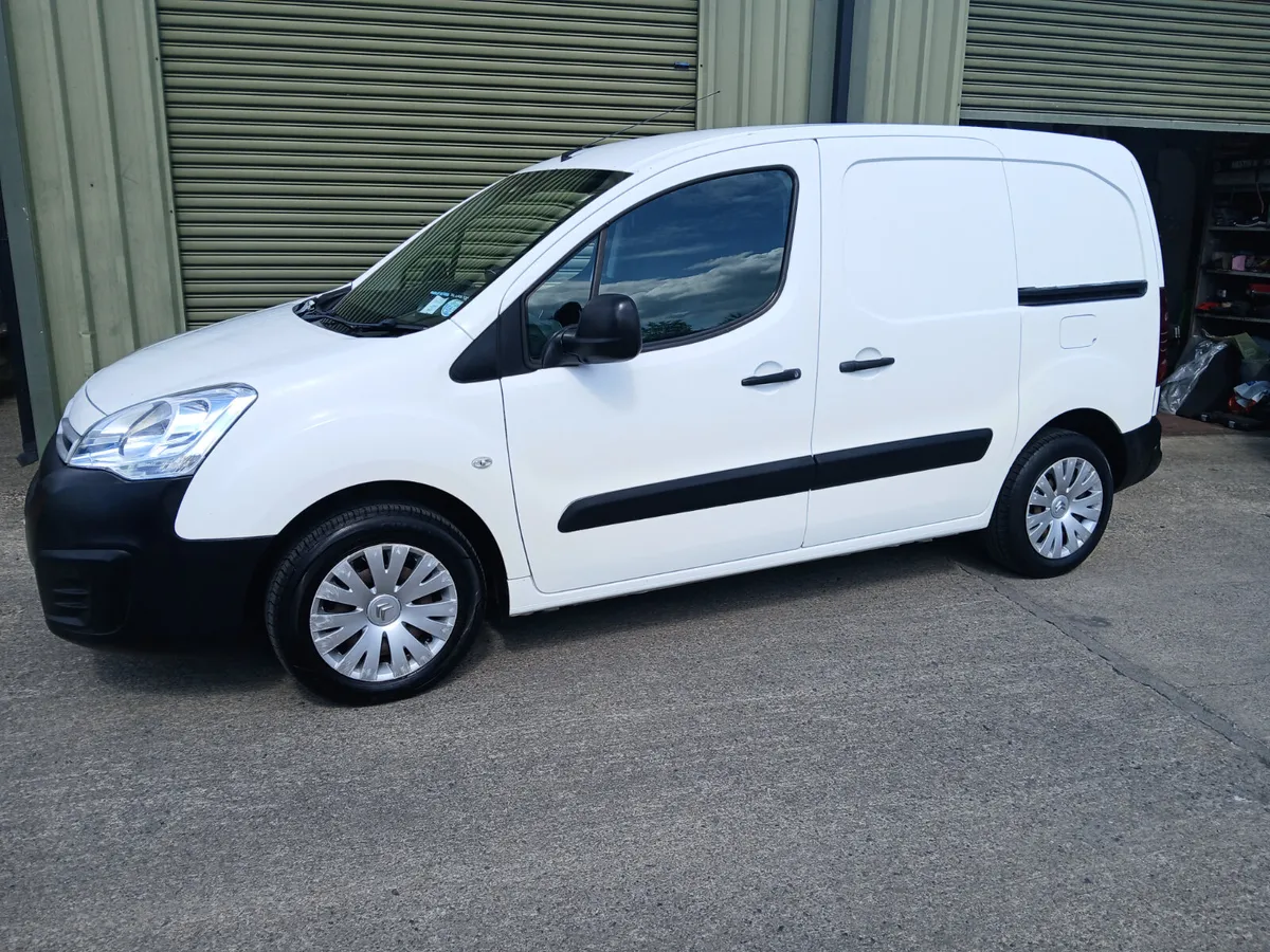 Citroen Berlingo 2016 3 seater - Image 1