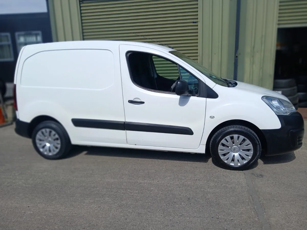 Citroen Berlingo 2016 3 seater - Image 2