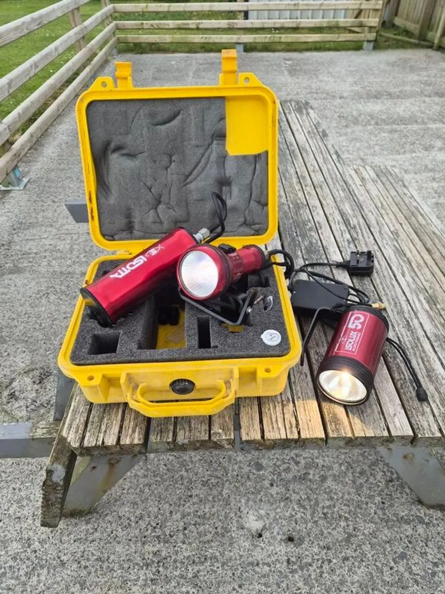 scuba dive lights - Image 1