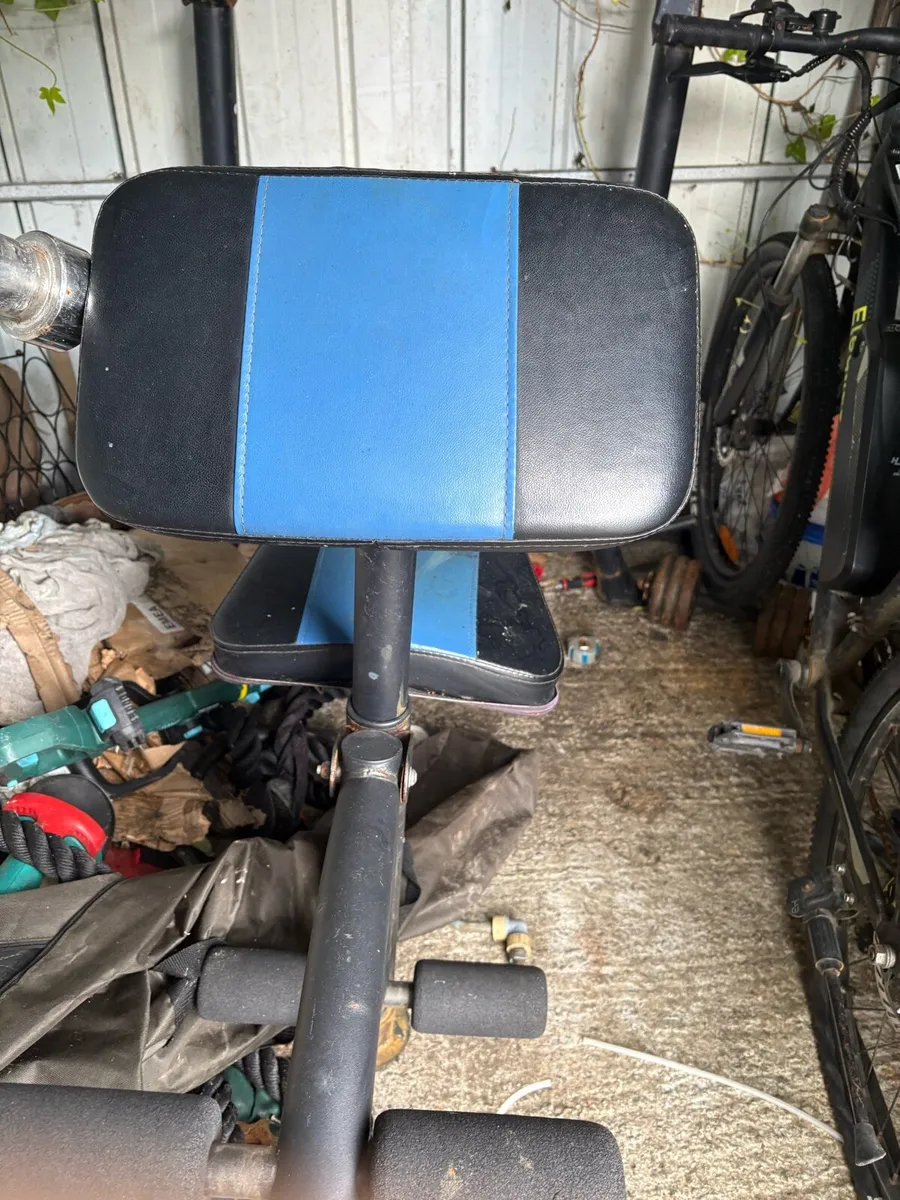 Weight equipment and bench - Image 2