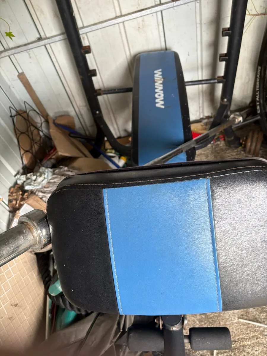 Weight equipment and bench - Image 3