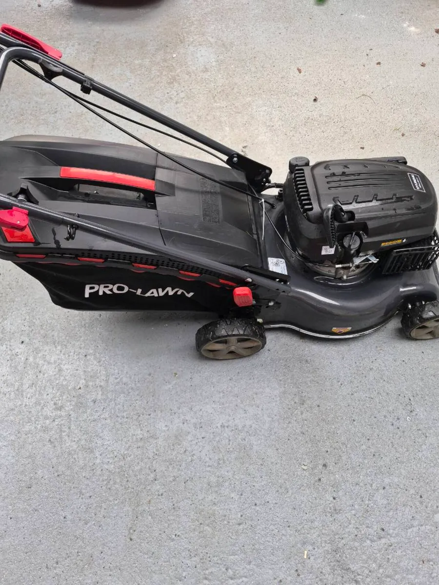 Hyundai Pro Lawn Lawnmower - Image 2
