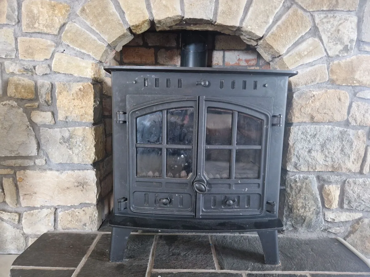 Stove with back boiler - Image 2