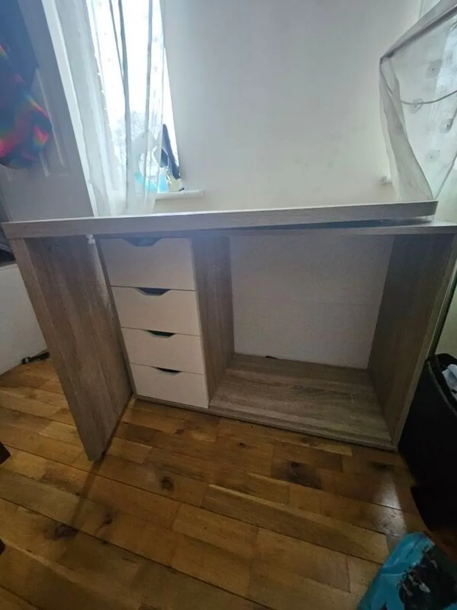 desk - Image 3