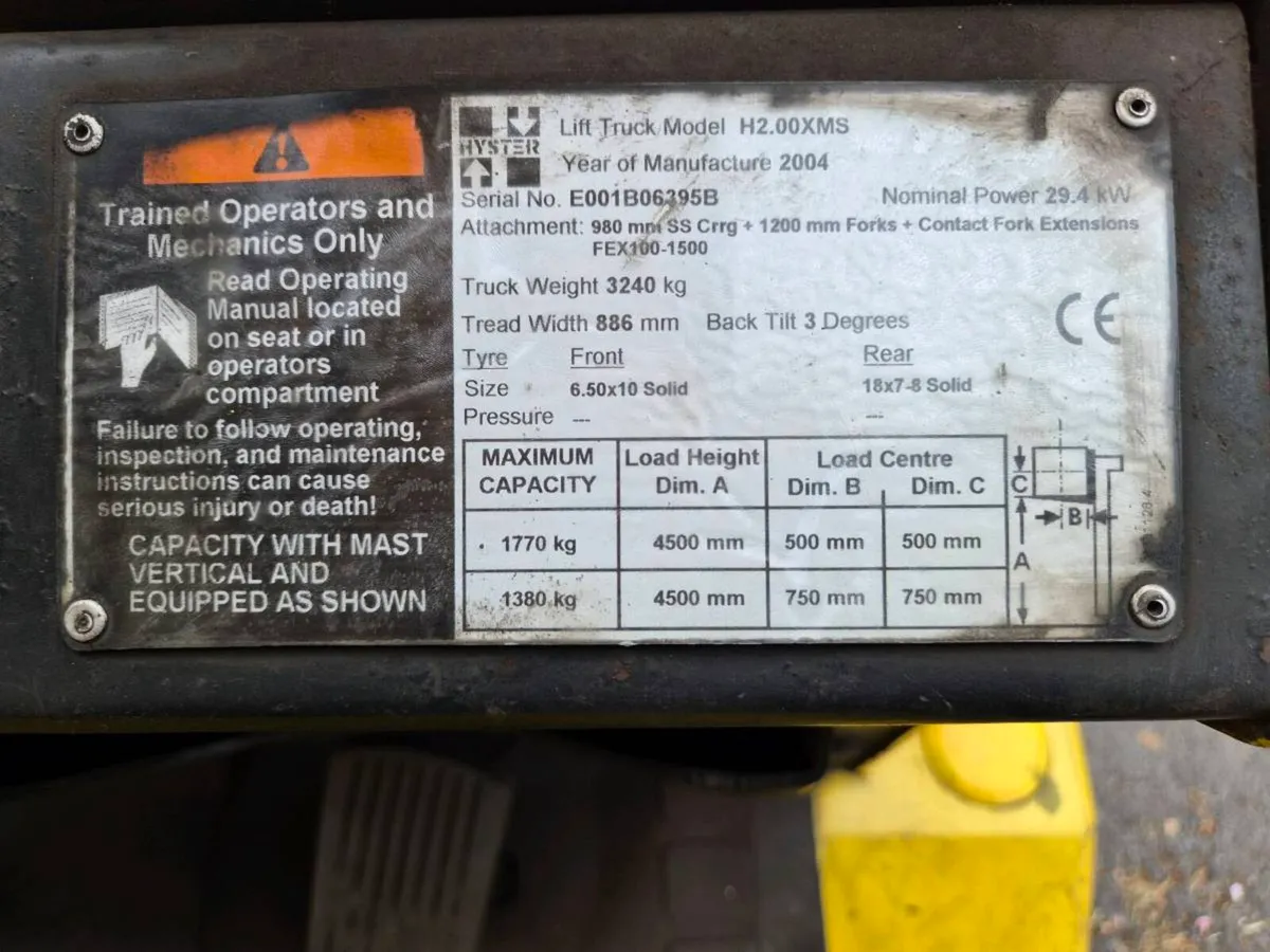 Forklift - Image 3