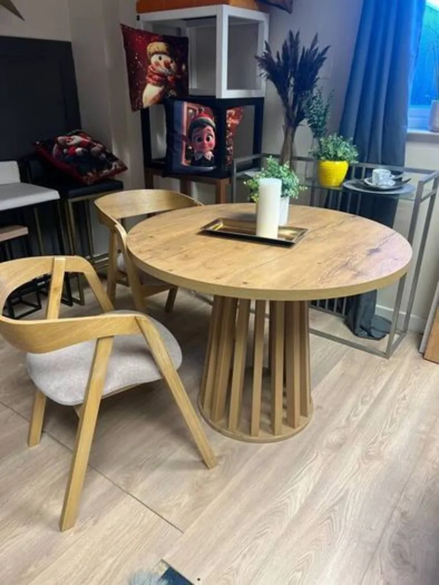 Tovo Extendable Round Table Laminated 100-140cm - Image 3