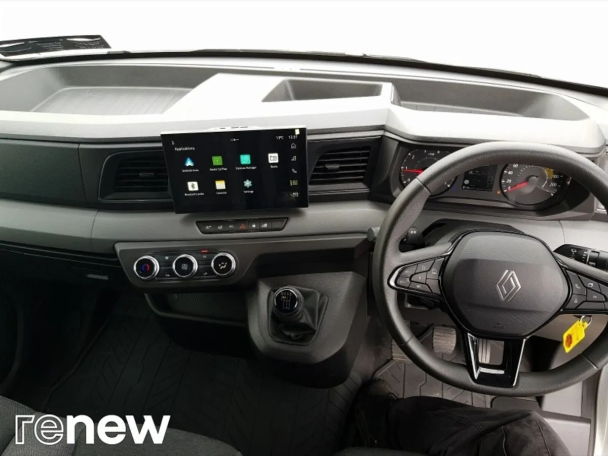 Renault Master MASTER FWD VAN START LM35 130 H - Image 2