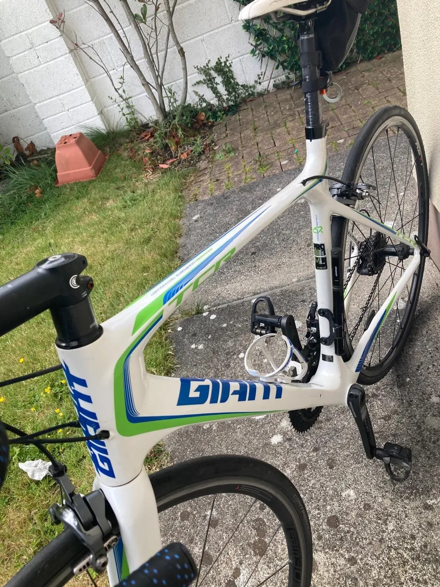 Bike; Giant TCR Advanced Pro - Image 1