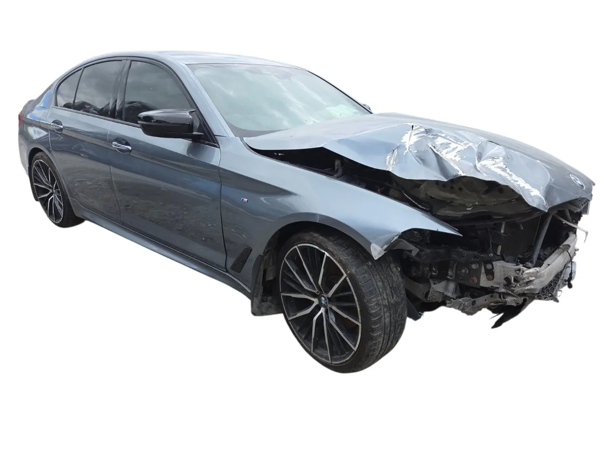 2017 BMW 5 SERIES G30 For Breaking/Dismantling - Image 1