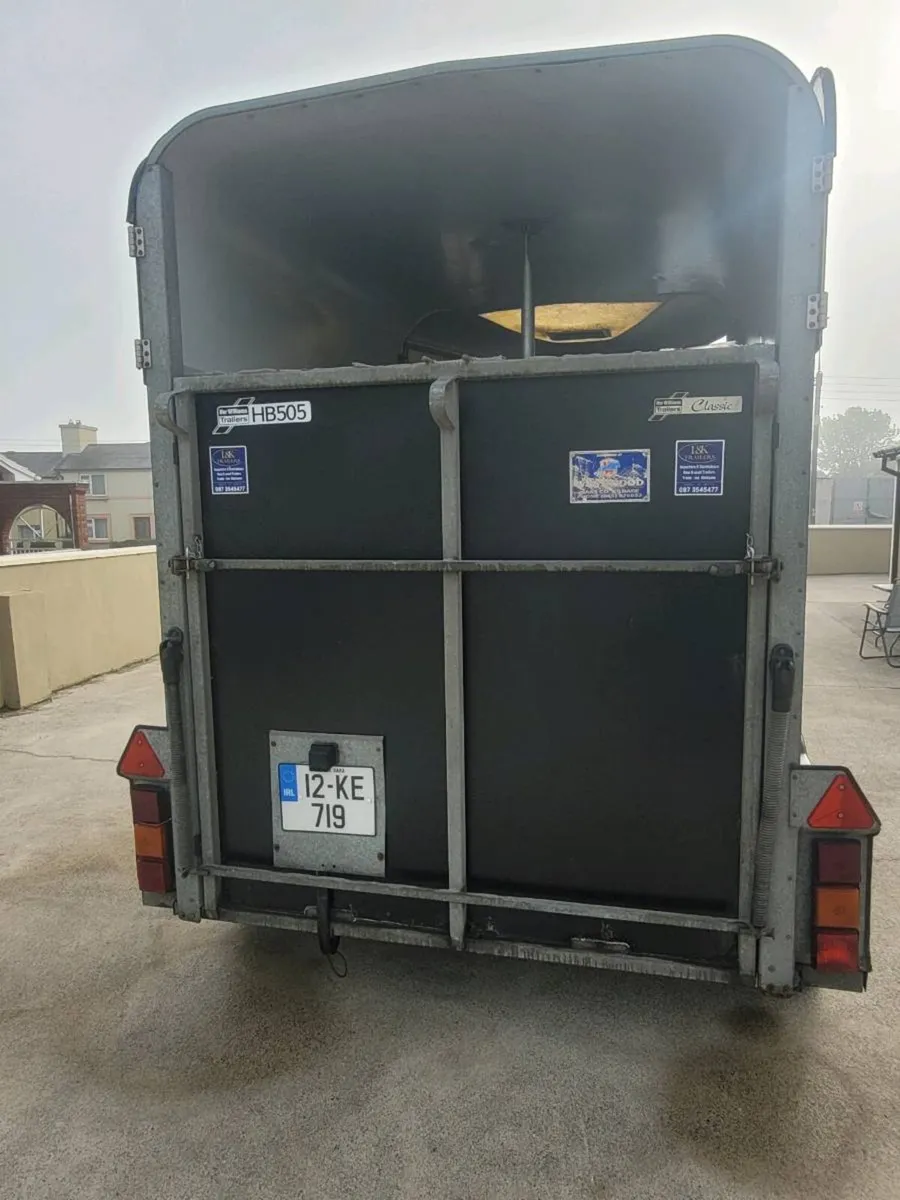 Ifor Williams classic 505 horse box - Image 2