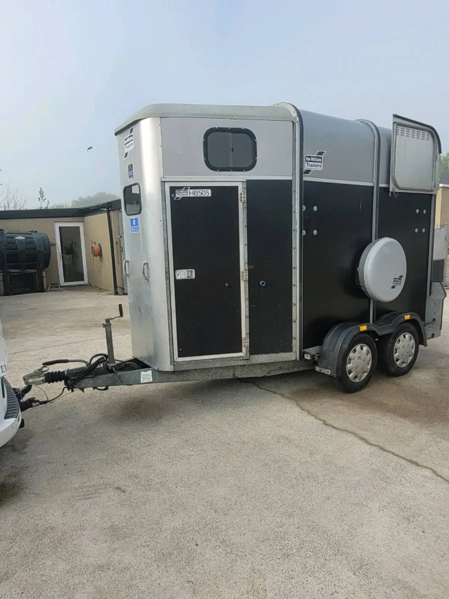 Ifor Williams classic 505 horse box - Image 3