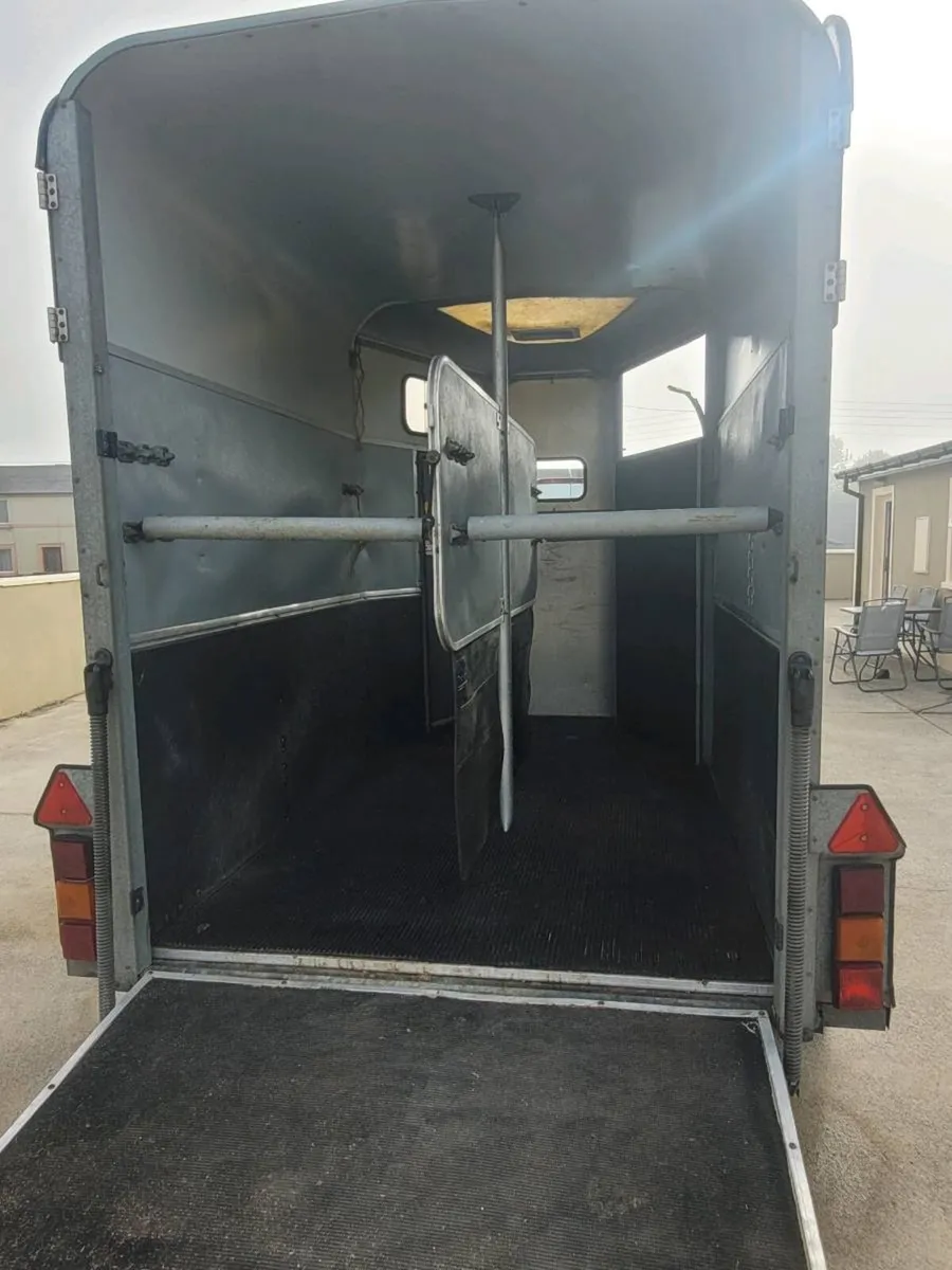 Ifor Williams classic 505 horse box - Image 4
