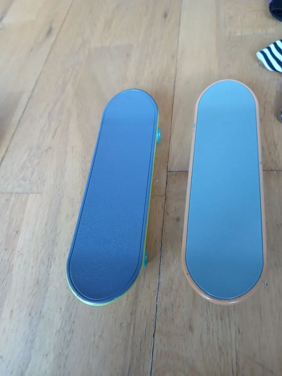 Toys - Image 2
