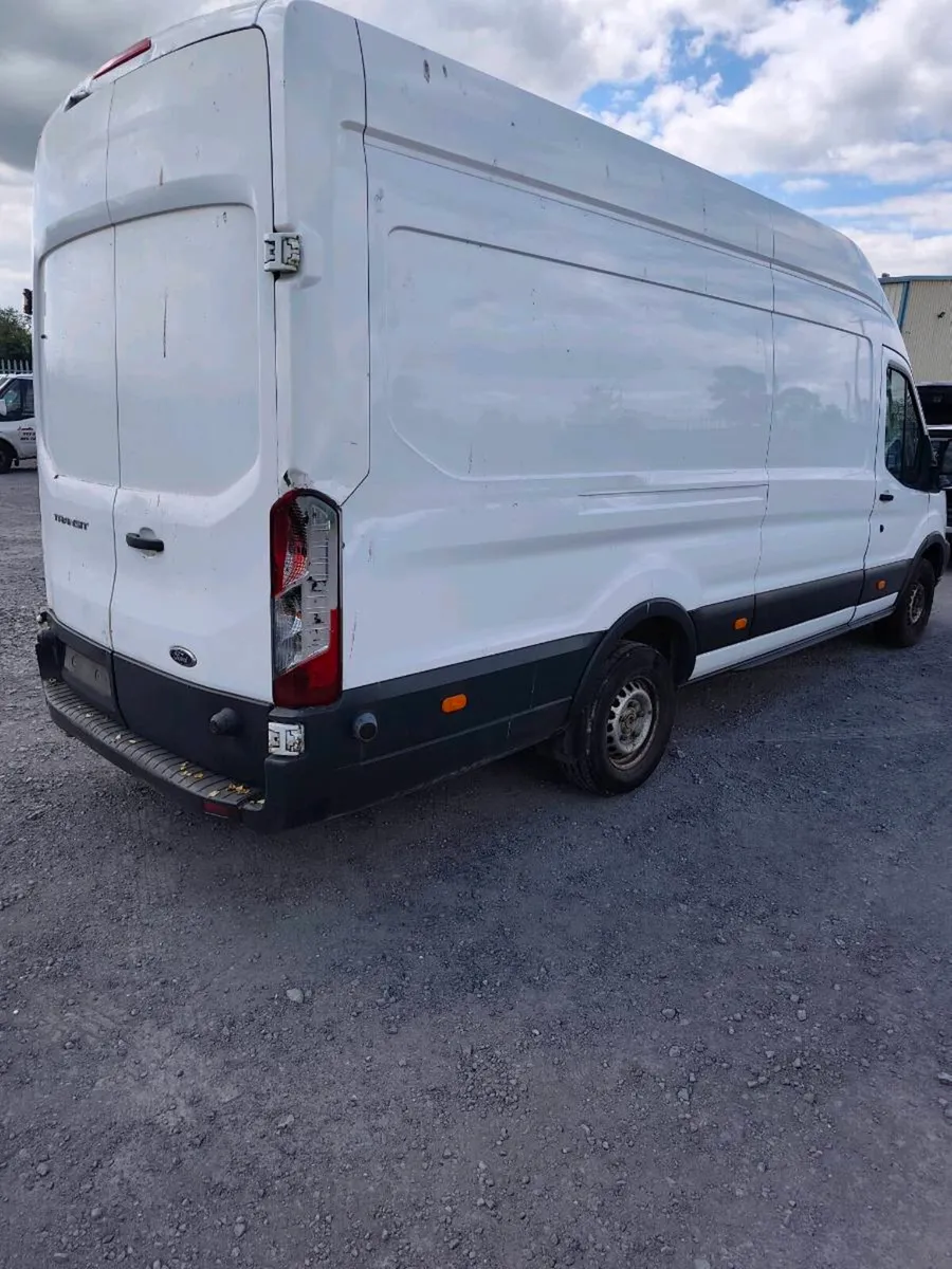 Ford transit 2.2 rwd 2017 - Image 4