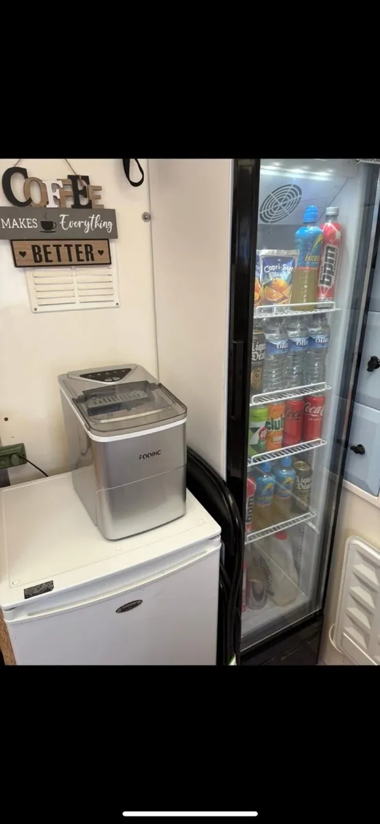 Coffee trailer catering - Image 2
