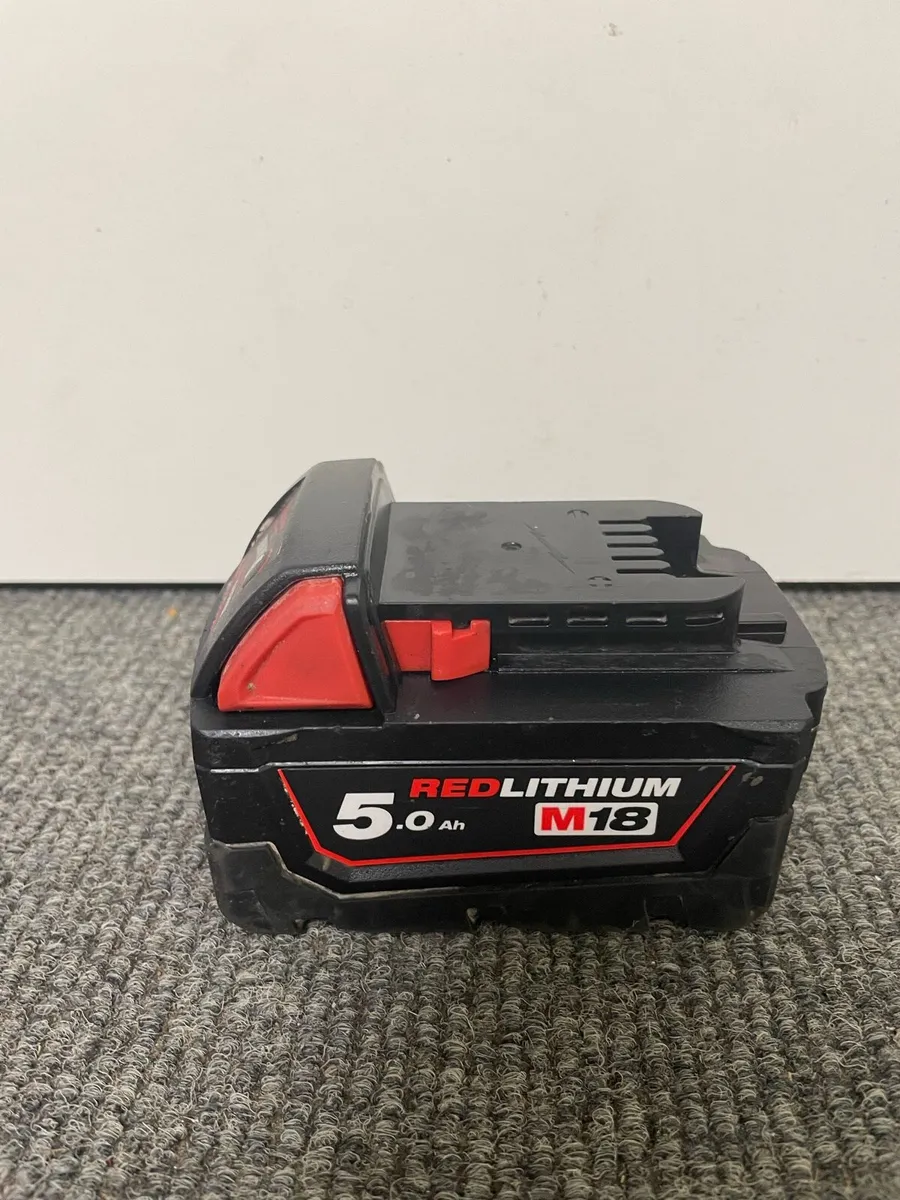 Milwaukee M18 Battery 18V 5ah - Image 3