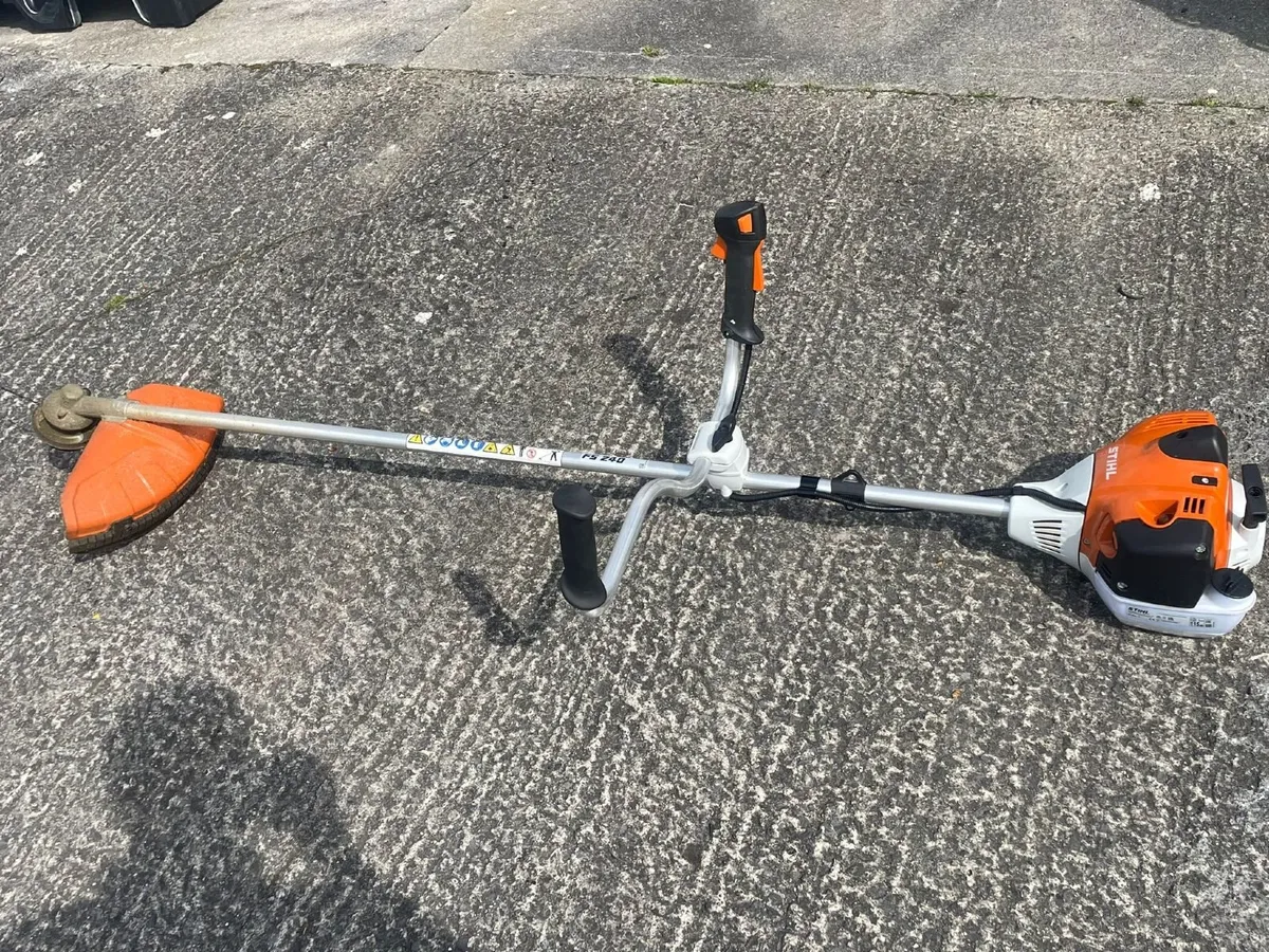 STIHL FS 240 strimmer - Image 2