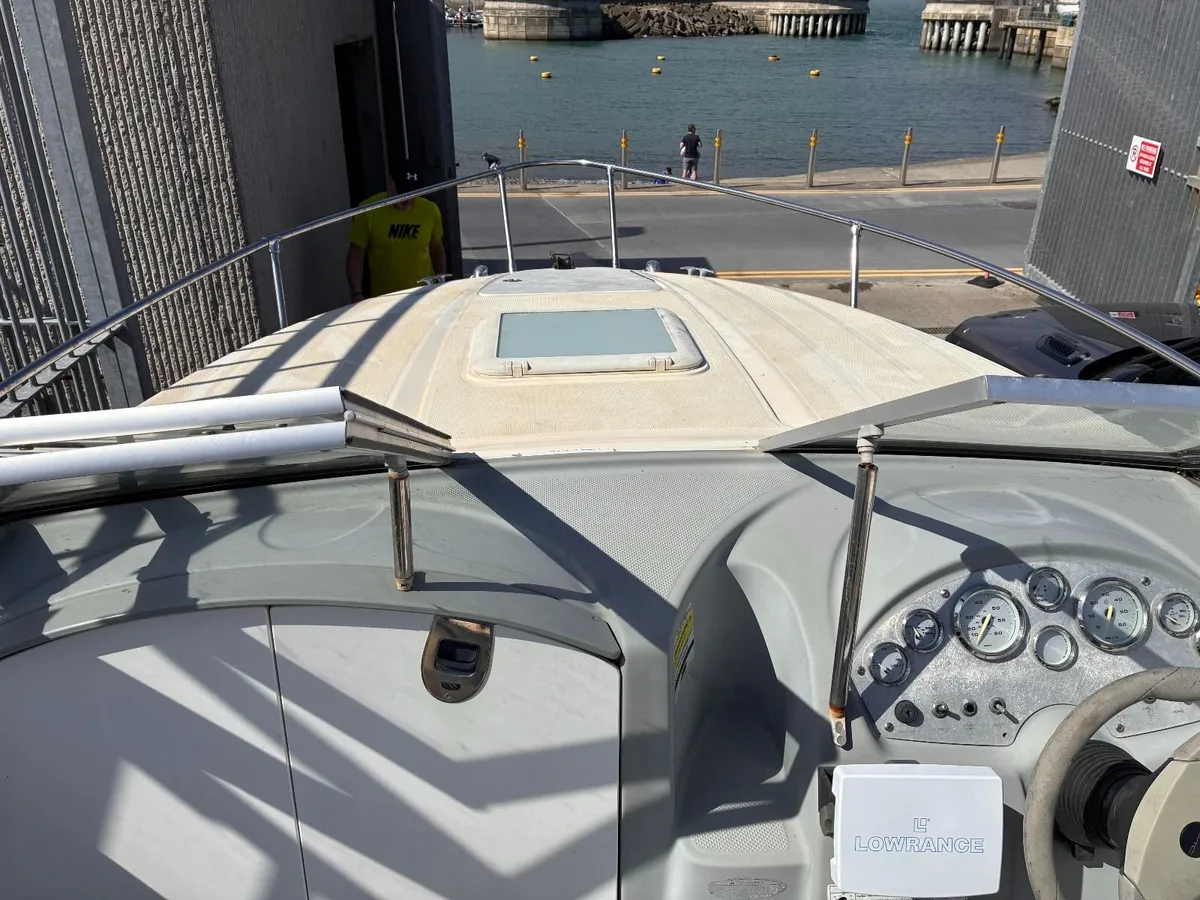Bayliner 19.8 Motor Cruiser - Image 4