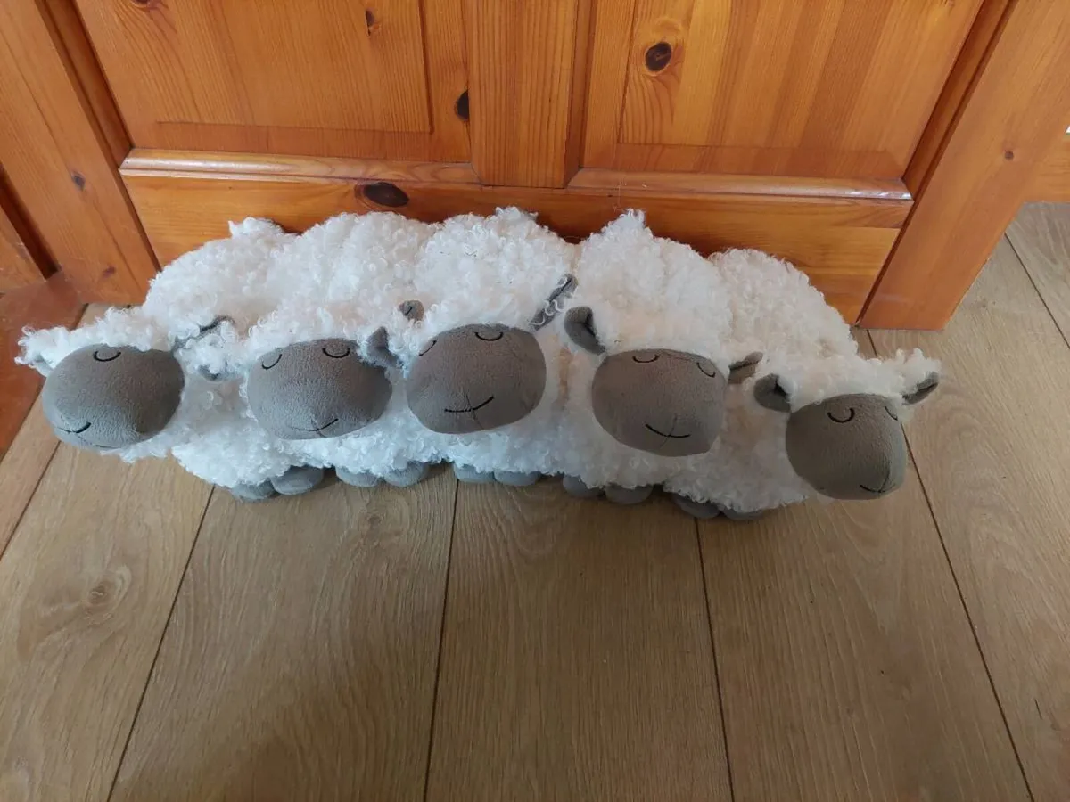 Door stop. 5 sheep - Image 2