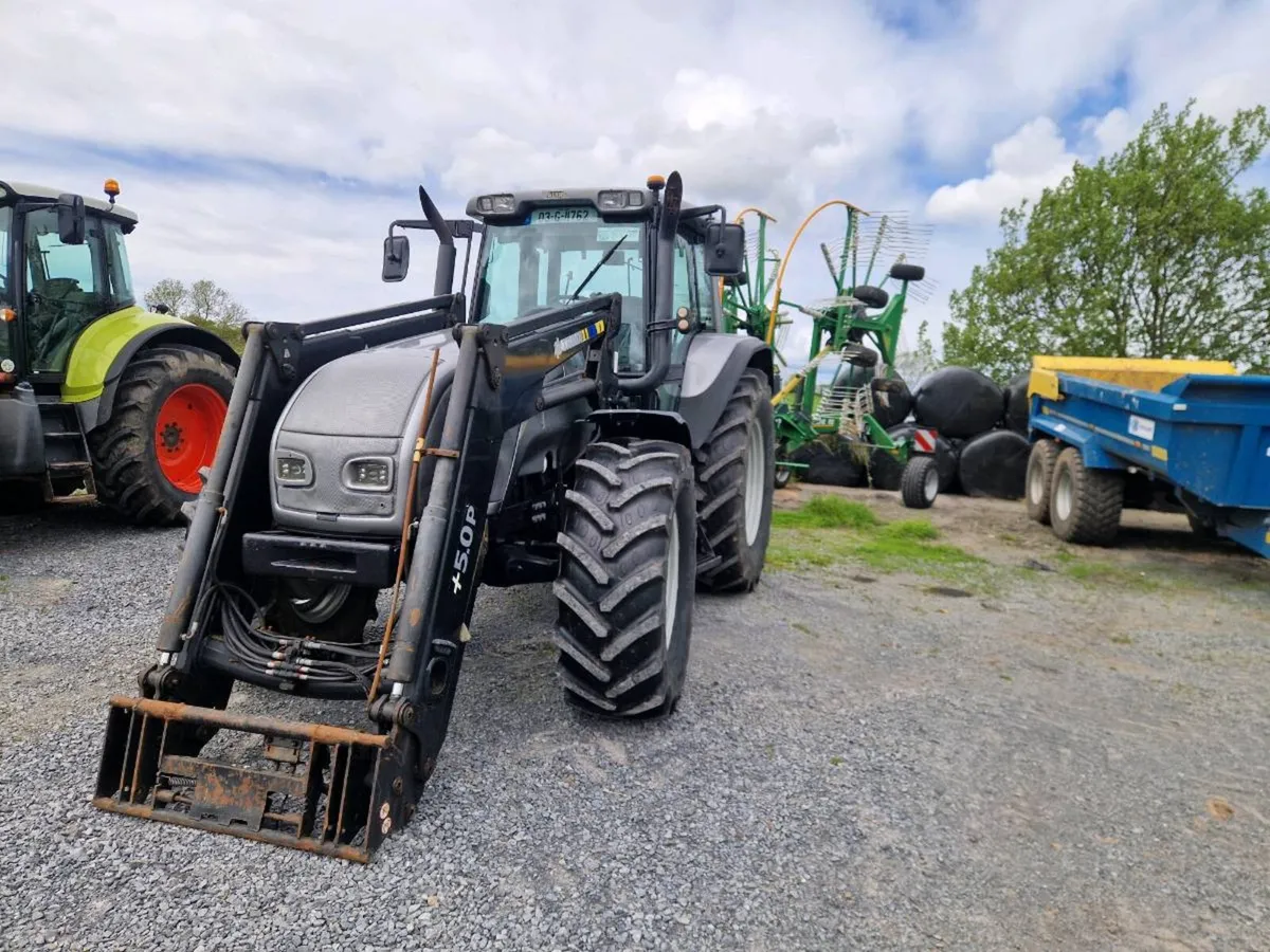 Valtra T130 - Image 3