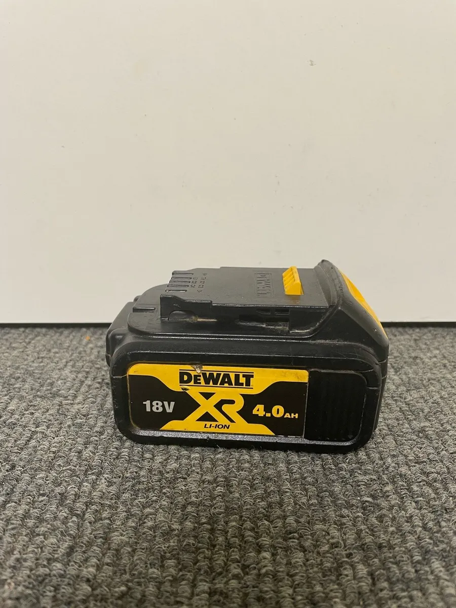 dewalt dcb182-xj 18V Battery - Image 1