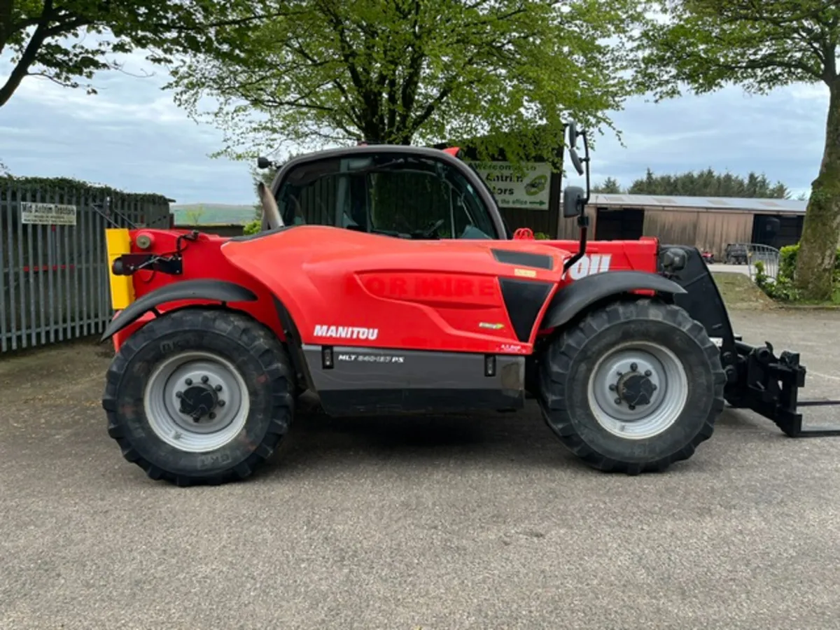 2015 Manitou MLT 840-137 P/Shift Telehandler - Image 2
