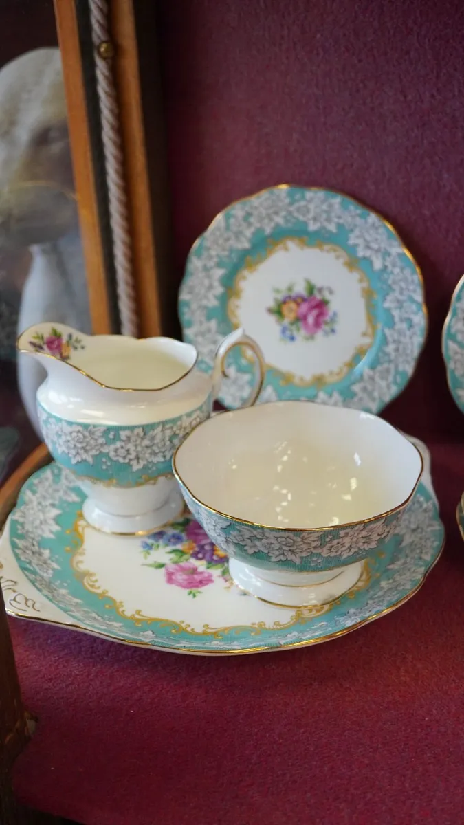 Royal Albert Enchantment Bone China Tea Set (21 Pi - Image 2