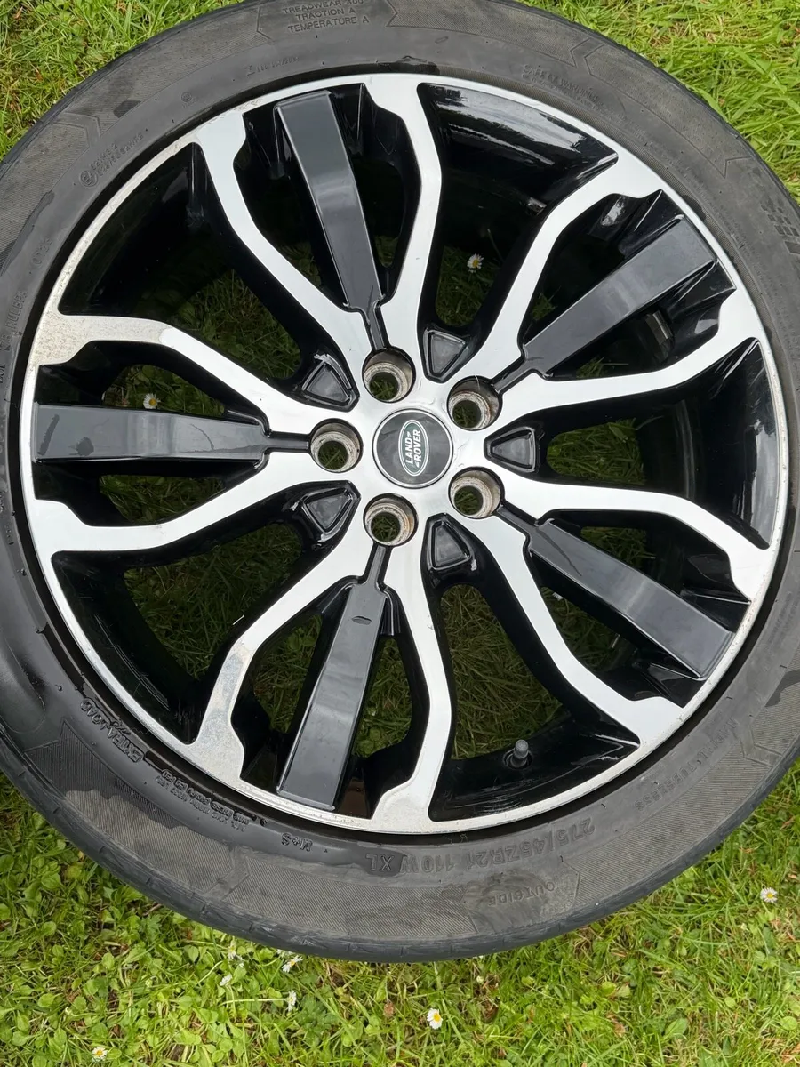 GENUINE RANGE ROVER 21” OEM ALLOYS – QUICK SALE - Image 3