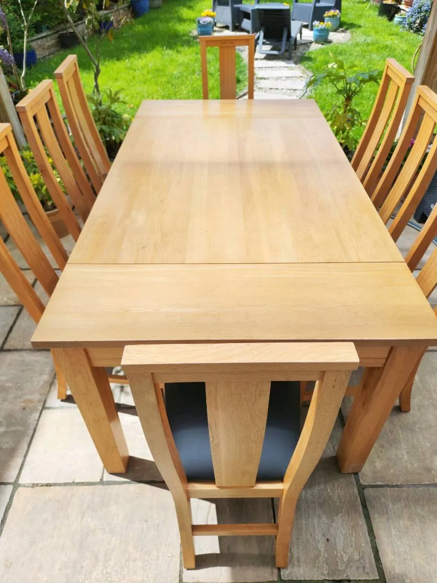 Large oak table - Image 2