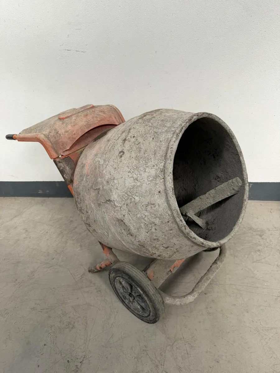 Timed Online Auction **Tuesday 19th May** - Image 3