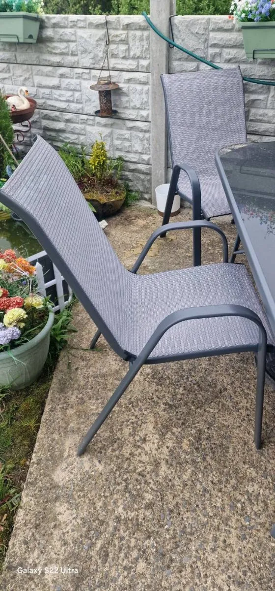 Garden Table & 6 Chairs - Image 2