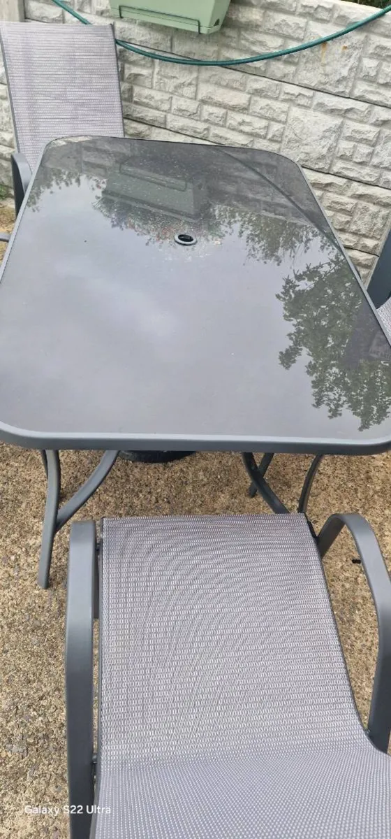 Garden Table & 6 Chairs - Image 3