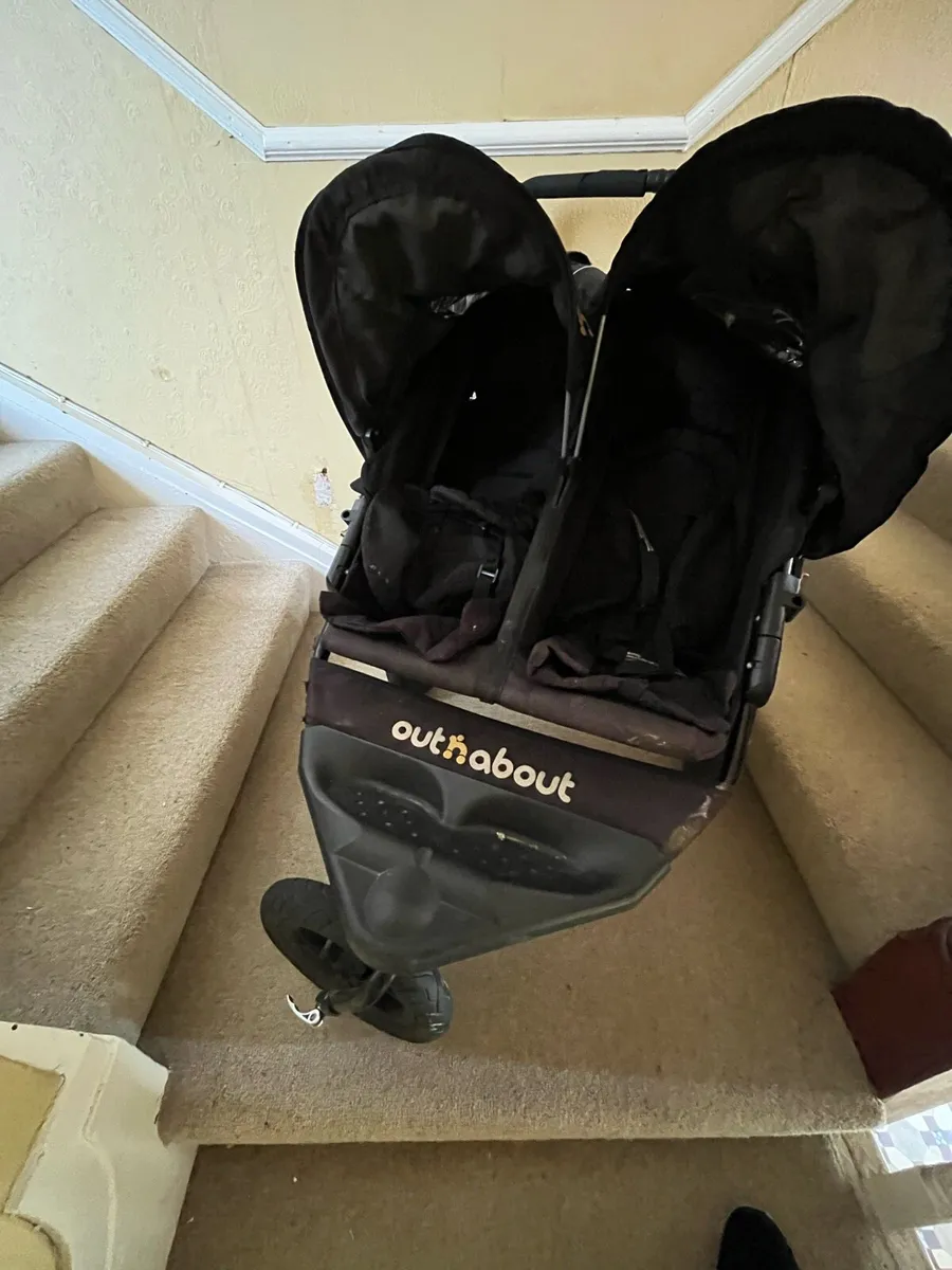 Out n about double buggy - Image 2