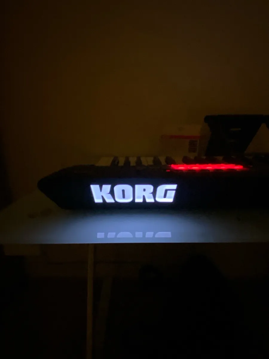 Korg Kross 2 - Image 1