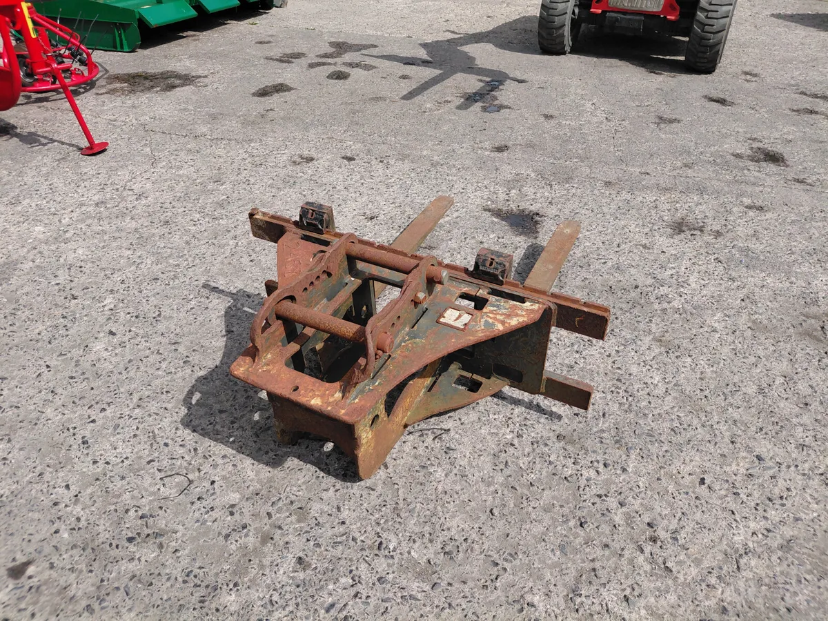 Digger pallet forks - Image 4