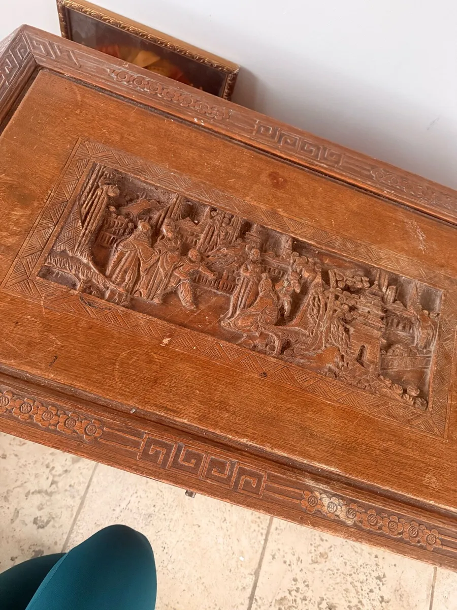 Hand carved wooden chest - Antique - Image 4