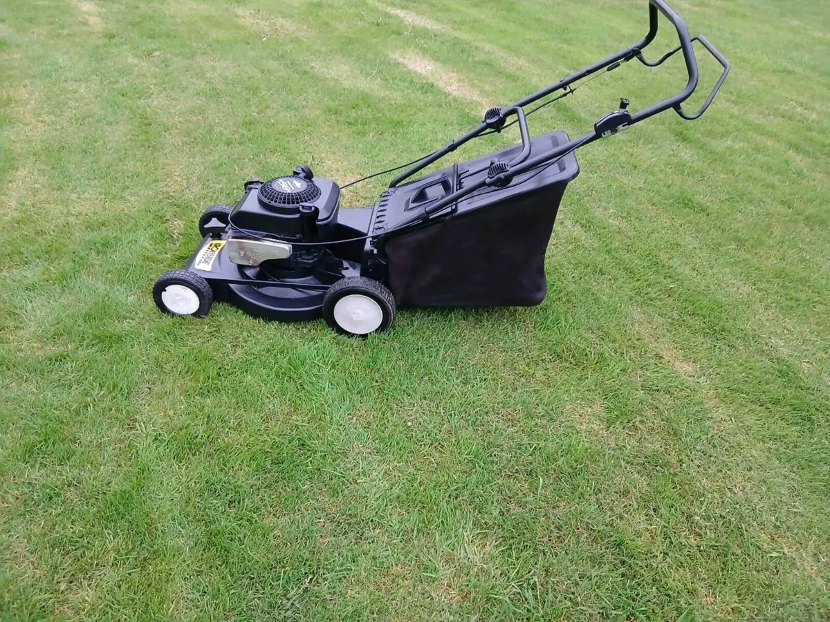 Self Drive Lawnmower For Sale - Image 2