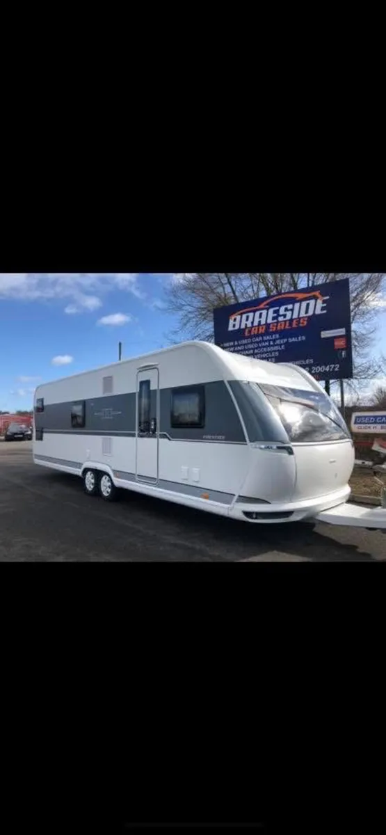 2019 HOBBY 720 KWFU 6/7/8 BERTH LUX CARAVAN - Image 1
