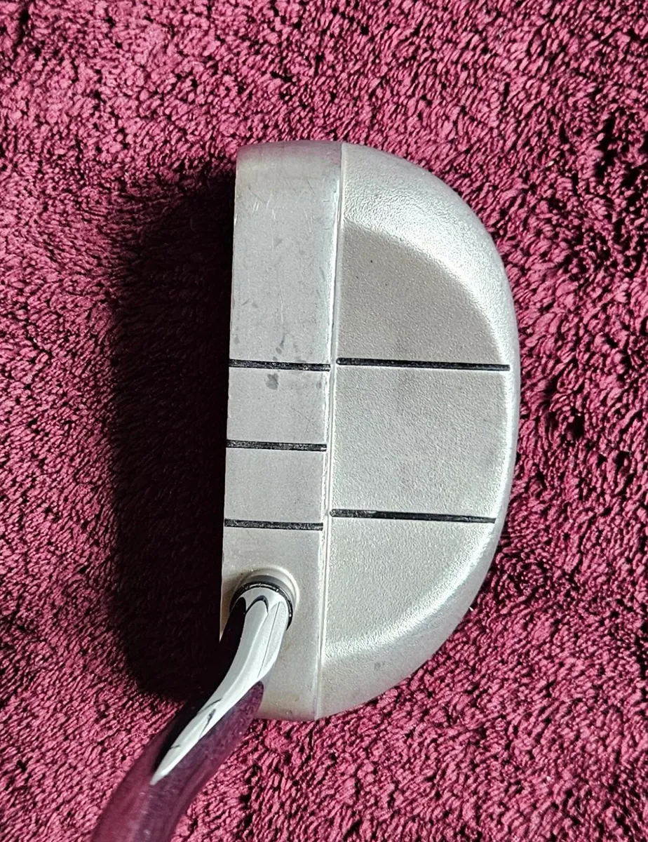 Odyssey Rossie White Hot Pro Putter - Image 4